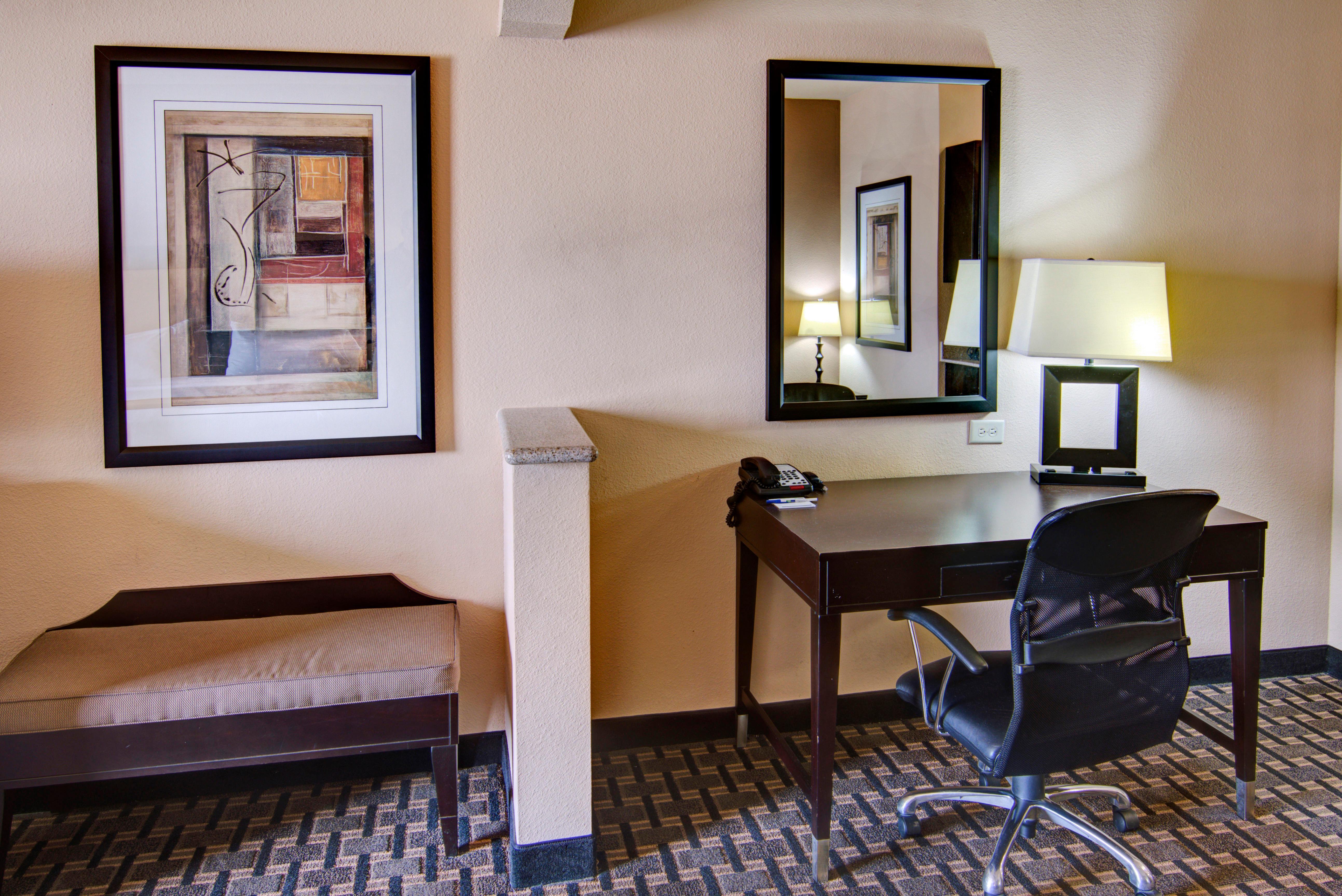Holiday Inn Express Hotel & Suites Huntsville By Ihg Екстер'єр фото