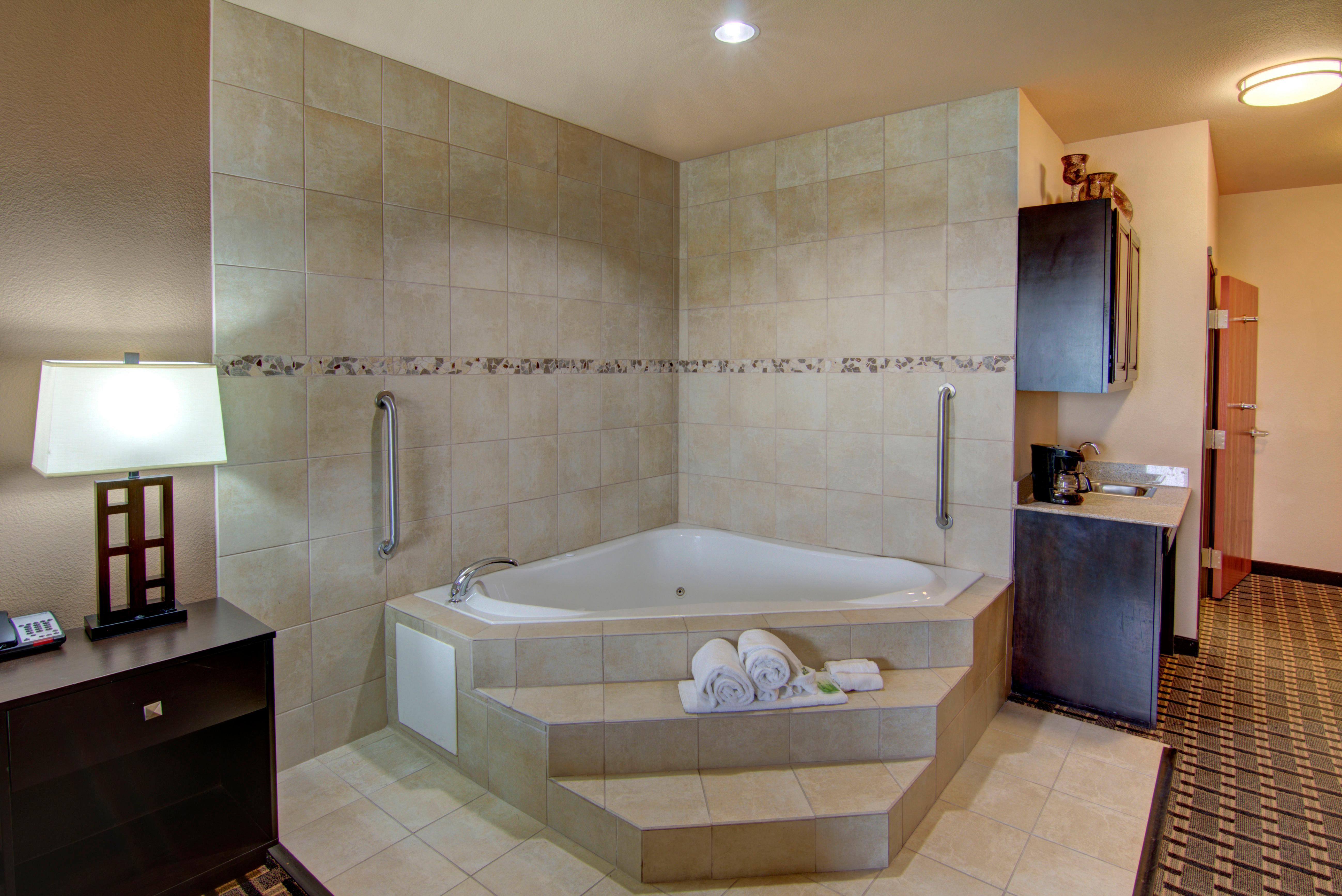 Holiday Inn Express Hotel & Suites Huntsville By Ihg Екстер'єр фото
