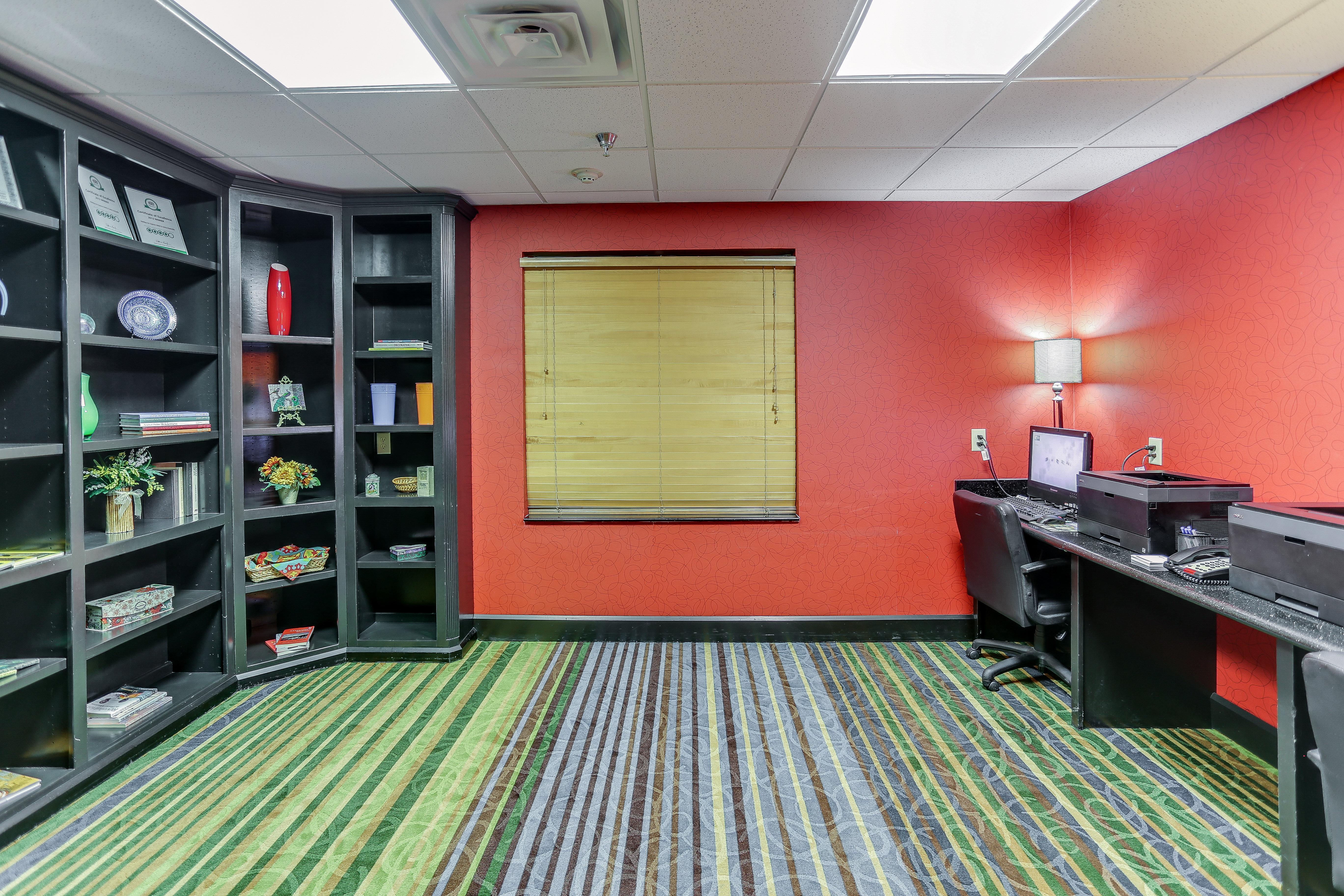 Holiday Inn Express Hotel & Suites Huntsville By Ihg Екстер'єр фото