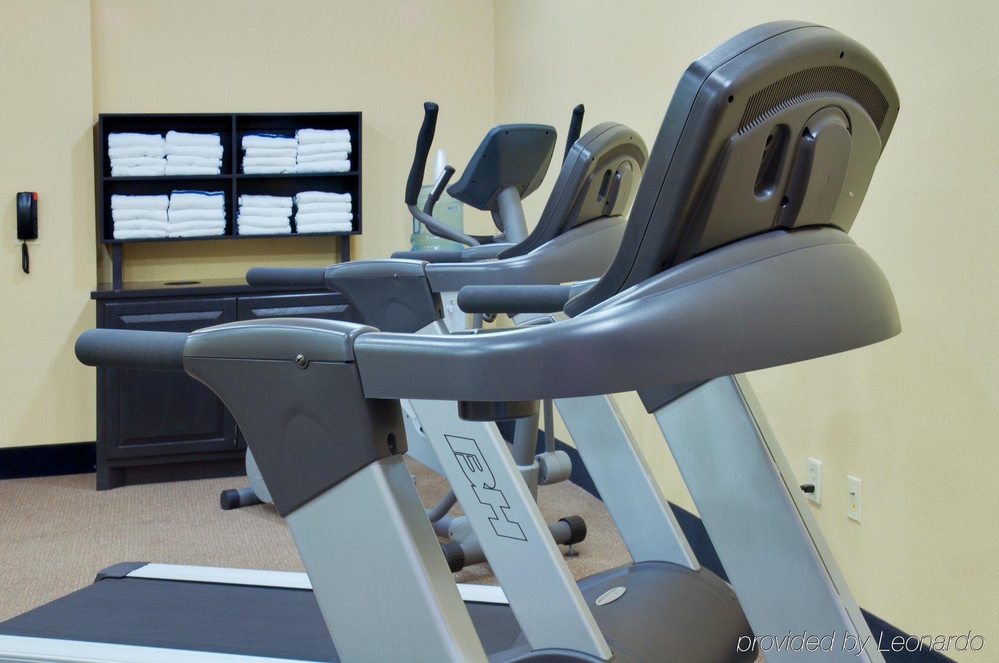 Holiday Inn Express Hotel & Suites Huntsville By Ihg Зручності фото