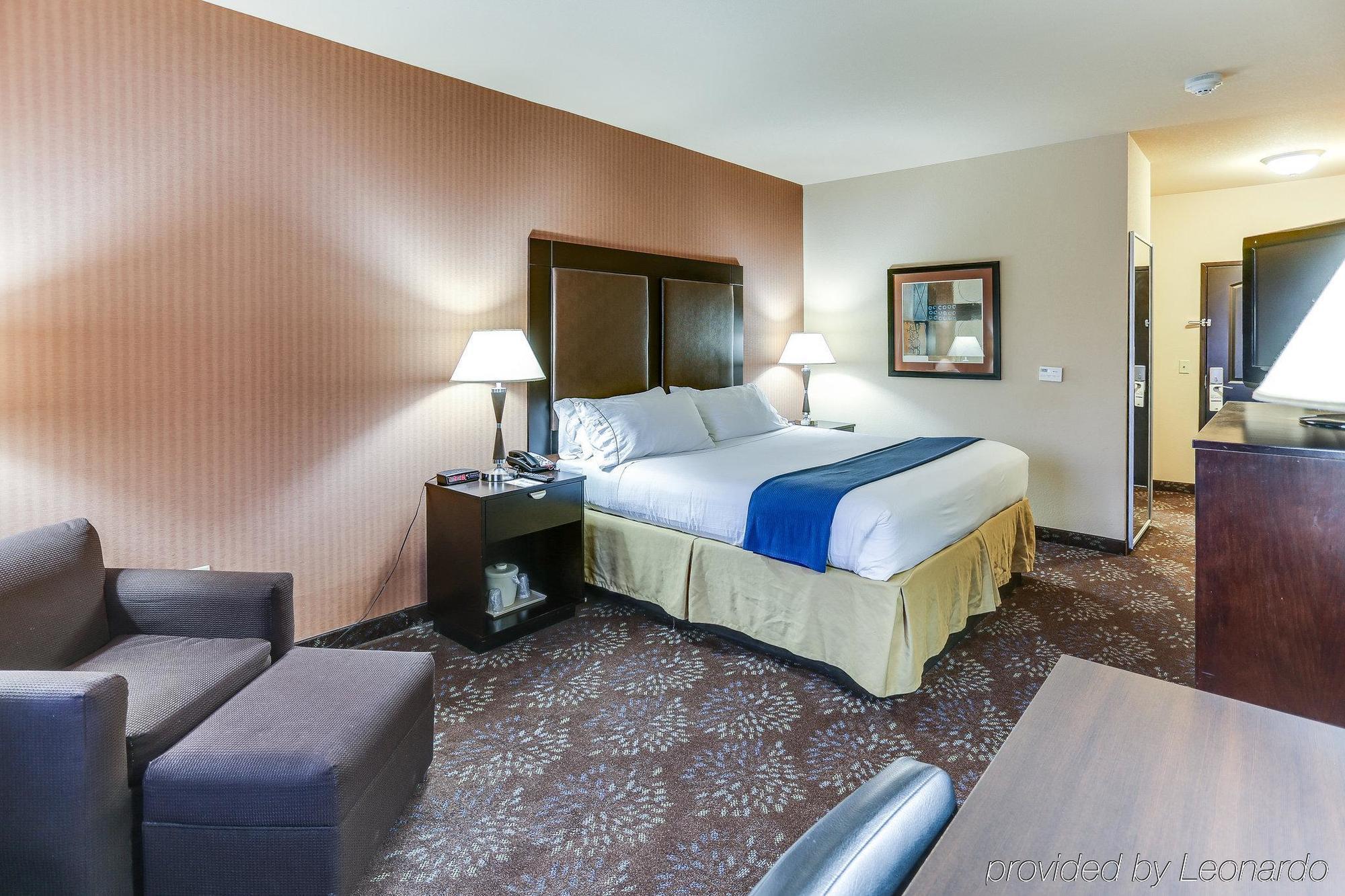 Holiday Inn Express Hotel & Suites Huntsville By Ihg Екстер'єр фото
