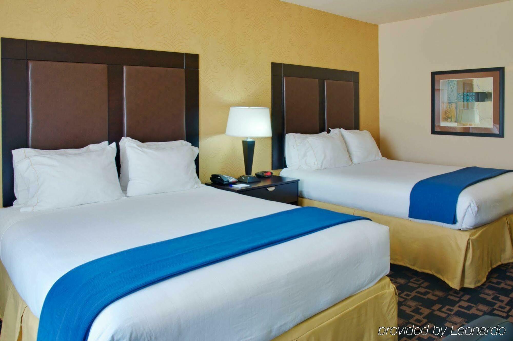 Holiday Inn Express Hotel & Suites Huntsville By Ihg Екстер'єр фото